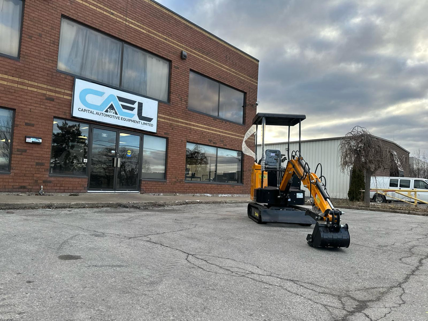 Mini excavator 1.5 Ton with Kubota engine Hydraulic Thumb (EX15KB)