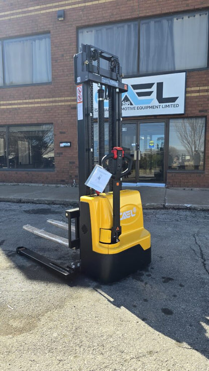 Electric Straddle Stacker 138″