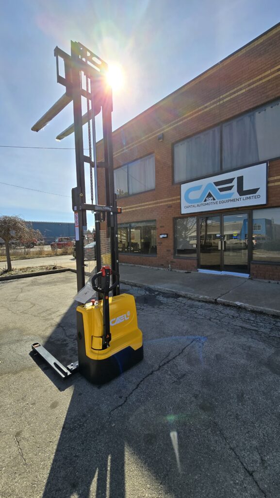 Electric Straddle Stacker 138″