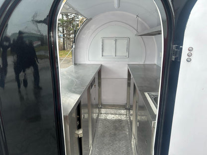 CAEL’s 7′ Round Top Mobile Food Cart