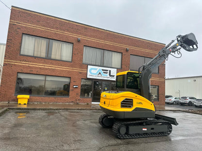Mini Excavator 4 ton with Kubota/Yanmar engine with cab