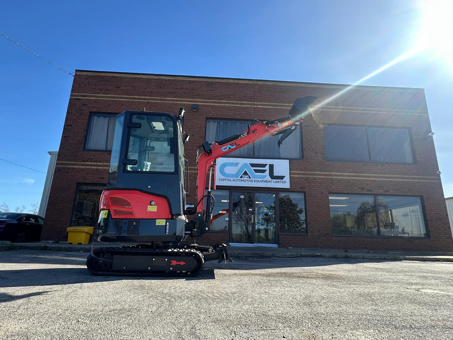 Minibagger 2T mit Kubota-Motor, Kabine, hydraulischem Daumen und Schwenkausleger (EX20KB-C)