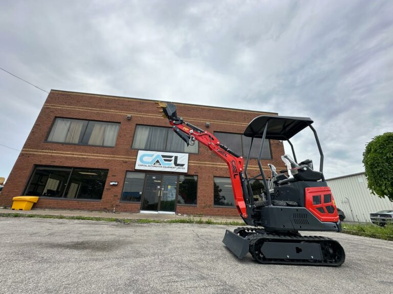 Mini Excavator 1.3T with B&S engine, Hydraulic Thumb & Swing boom & side controls