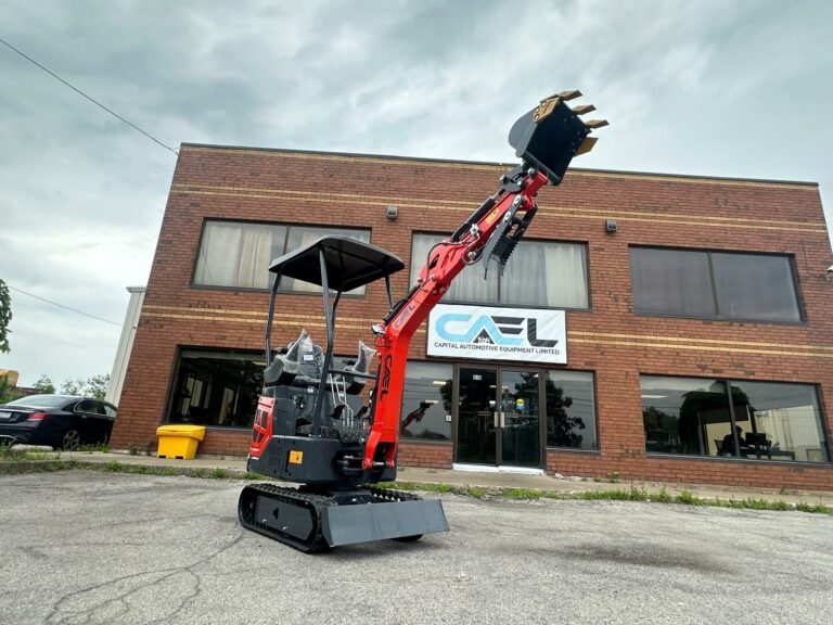 Mini Excavator 1.3T with B&S engine, Hydraulic Thumb & Swing boom & side controls