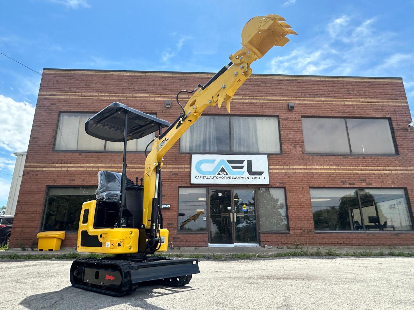 Mini Excavator 1T with Briggs & Stratton engine (EX1BS-New)