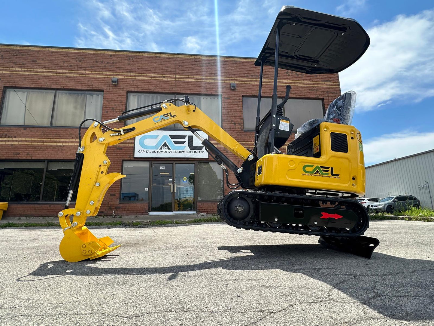 Mini Excavator 1T with Briggs & Stratton engine (EX1BS-New)