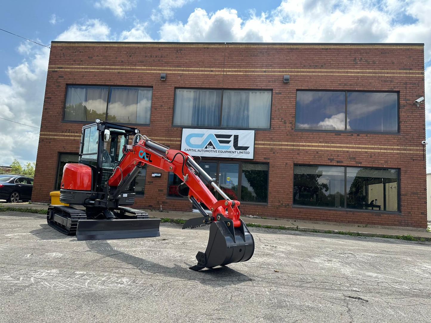 CAEL 4 ton zero turn Excavator hydraulic thumb & swing boom (EX4ZT-KB)