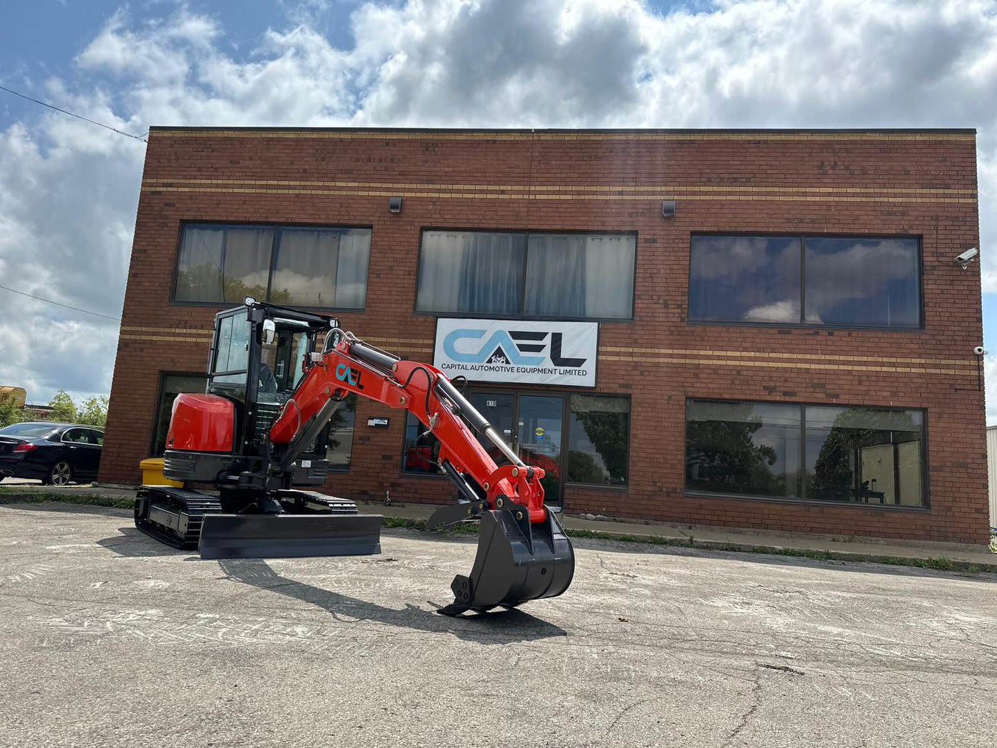 CAEL 4 ton zero turn Excavator hydraulic thumb & swing boom (EX4ZT-KB)