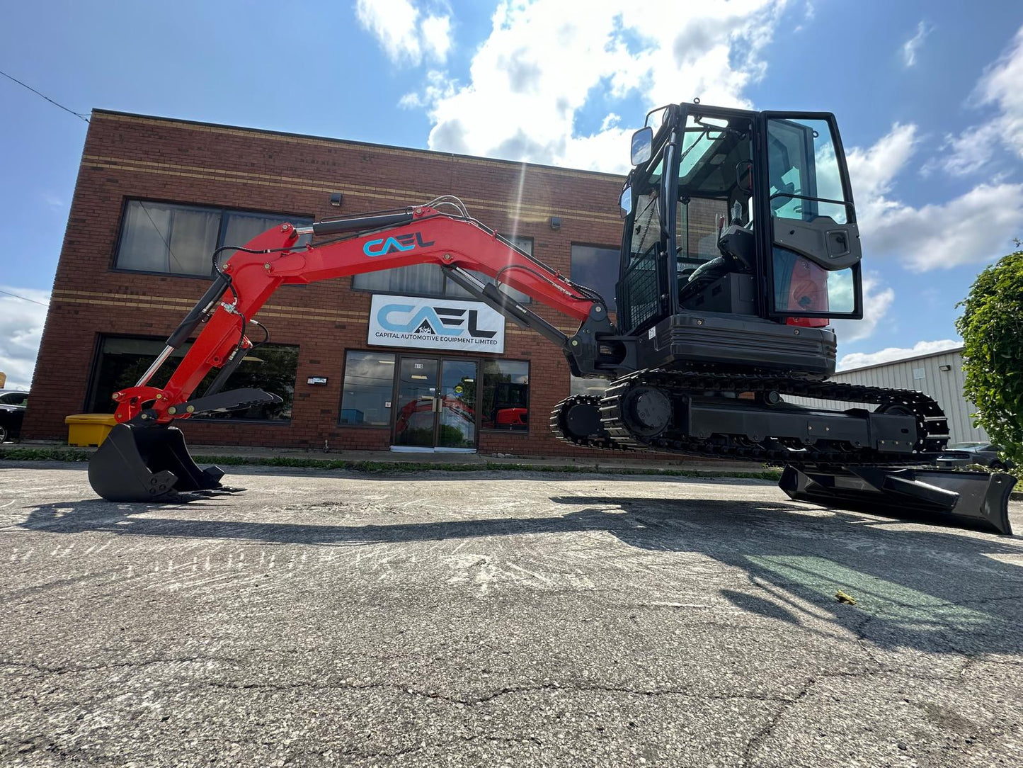 CAEL 4 ton zero turn Excavator hydraulic thumb & swing boom (EX4ZT-KB)
