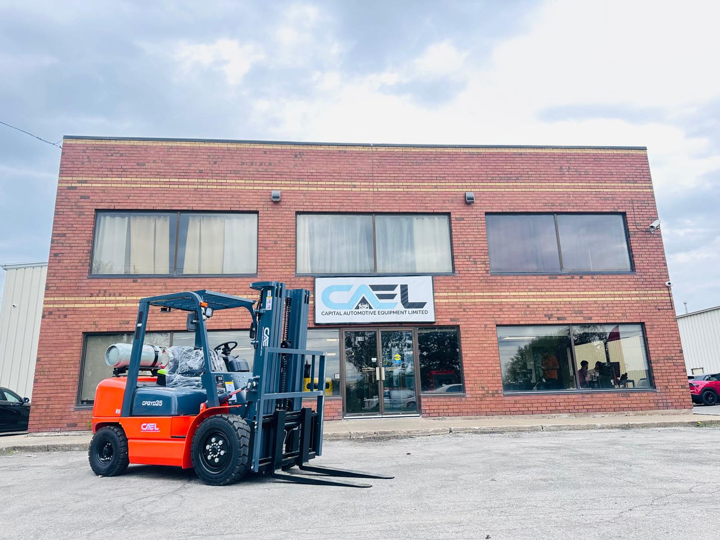 CAEL Forklift LPG 4 ton with 3 stage side shift
