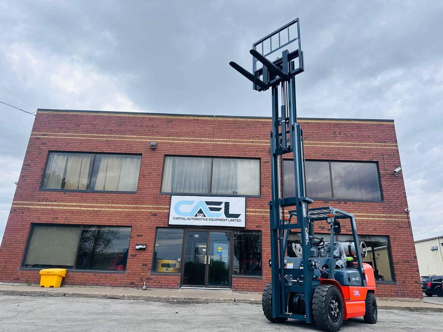 CAEL Forklift LPG 2.5 ton with 3 stage side shift