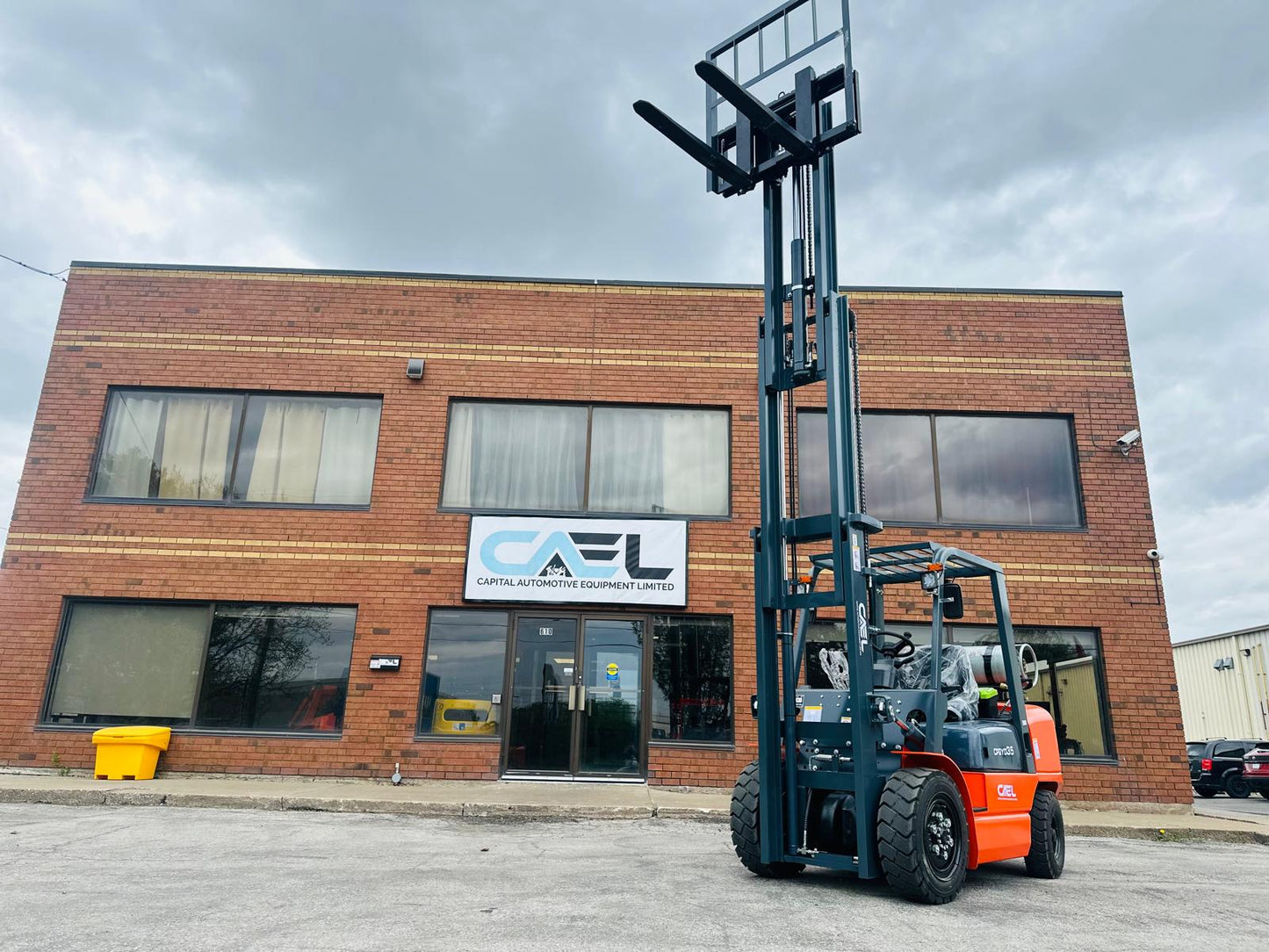 CAEL Forklift LPG 3 Ton with 3 stage side shift