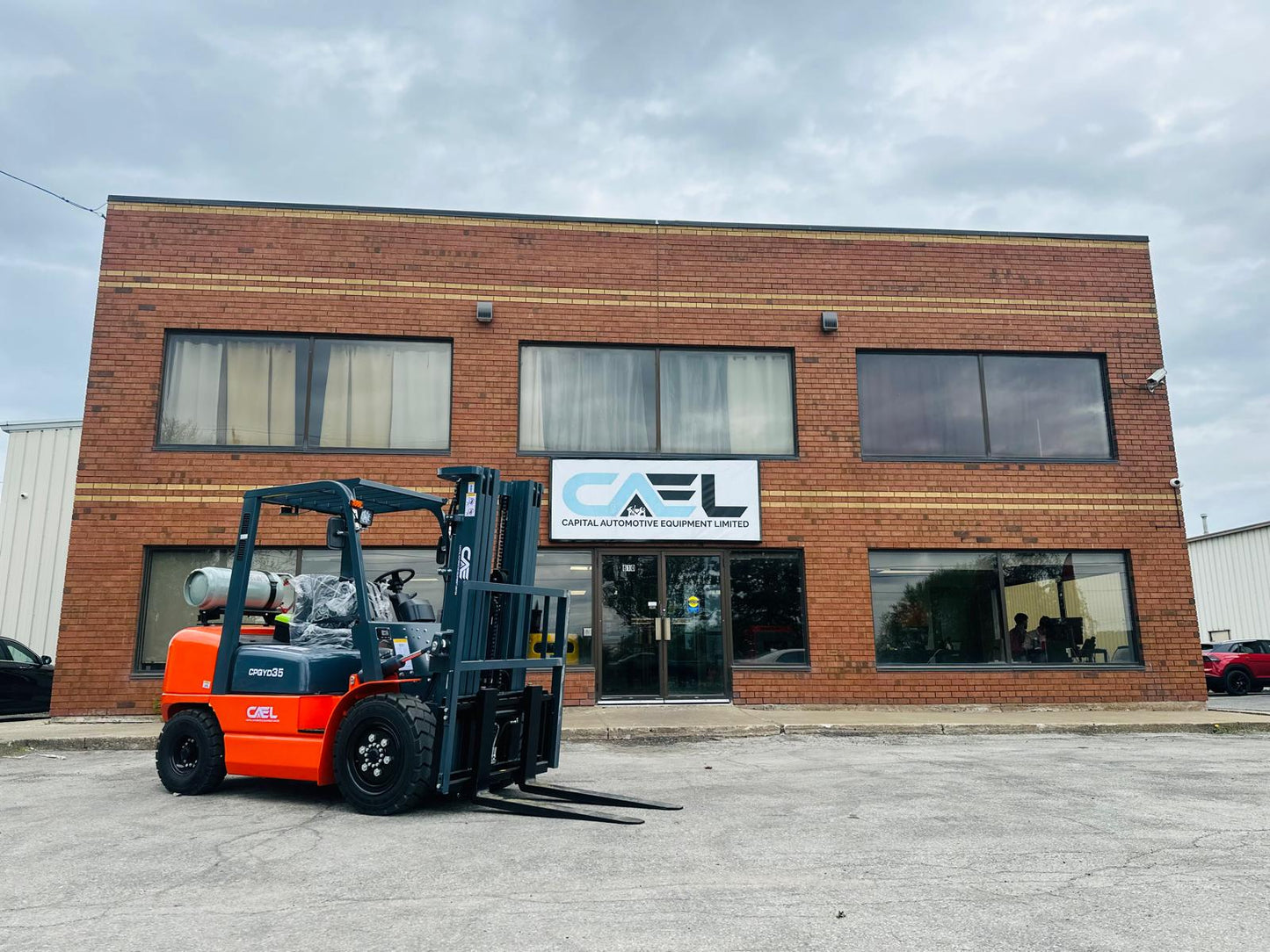CAEL Forklift LPG 2.5 ton with 3 stage side shift