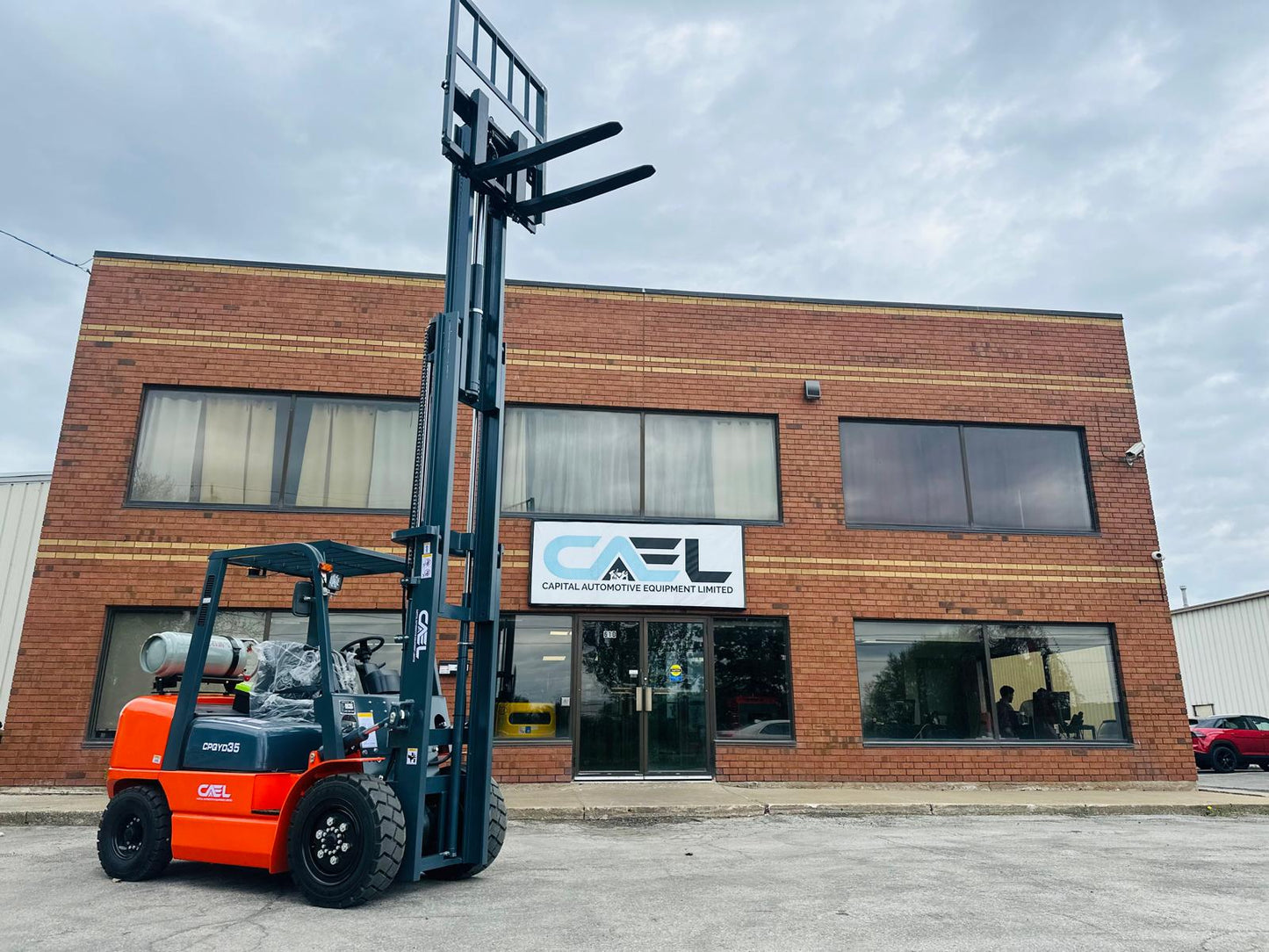 CAEL Forklift LPG 4 ton with 3 stage side shift