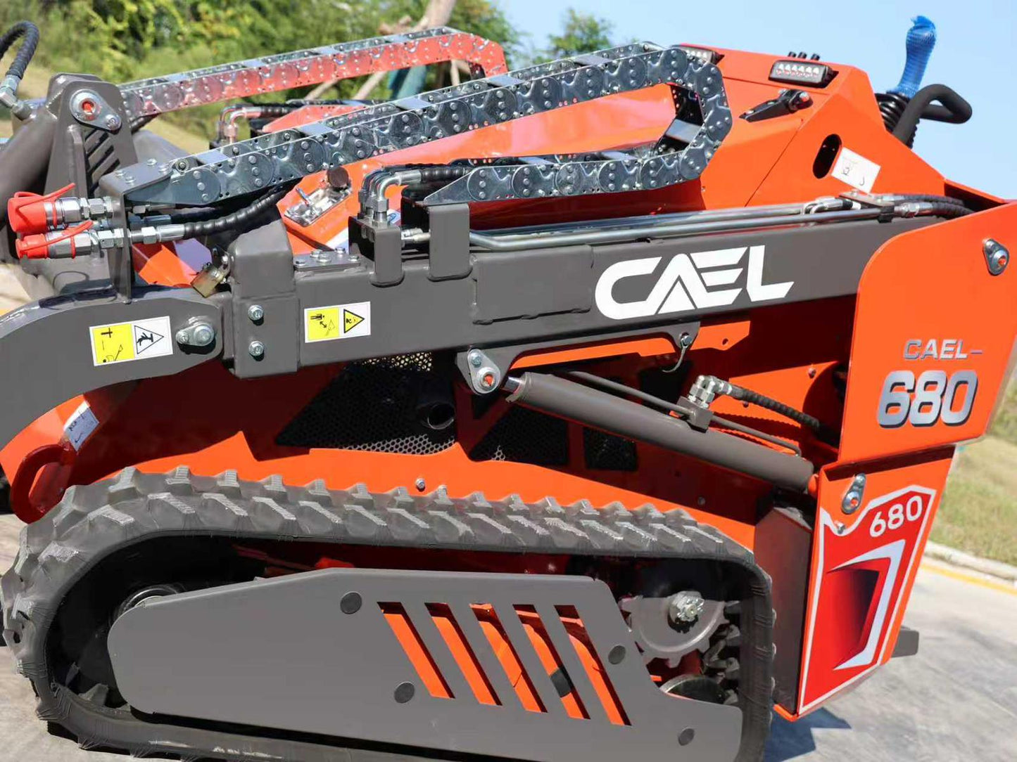 CAEL 680S Skid Steer With Kubota Engine Telescopic Boom
