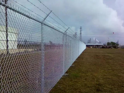 800 ft Commercial Galvanized Chain Link Fence Kit – 8 ft High with Barbed Wire & Gates (CAEL-F800)