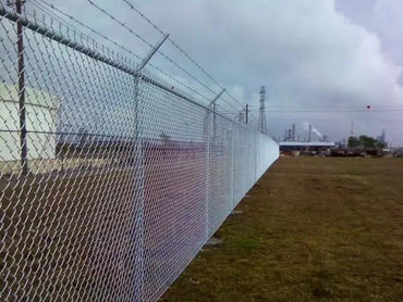 1000 ft Commercial Galvanized Chain Link Fence Kit – 8 ft High with Barbed Wire & Gates (CAEL-F1000)