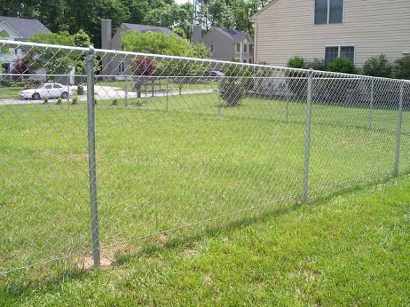 CAEL Chain Link Fencing System – 500 FT (4 FT Height)