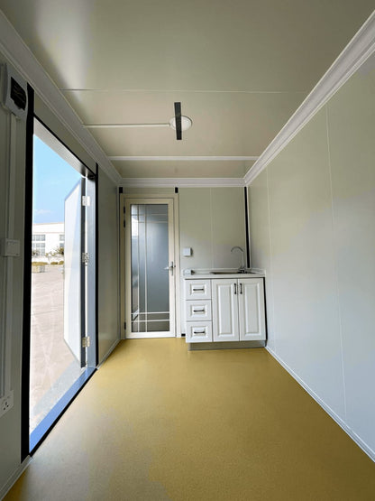 CAEL 20FT Mobile Office Cabin with Bedroom, Bathroom &amp; Kitchen (CAEL-MOC20-BBK-110V)