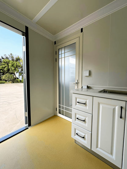 CAEL 20FT Mobile Office Cabin with Bedroom, Bathroom &amp; Kitchen (CAEL-MOC20-BBK-110V)
