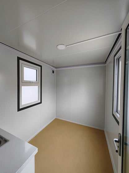 CAEL 20FT Mobile Office Cabin with Bedroom, Bathroom &amp; Kitchen (CAEL-MOC20-BBK-110V)