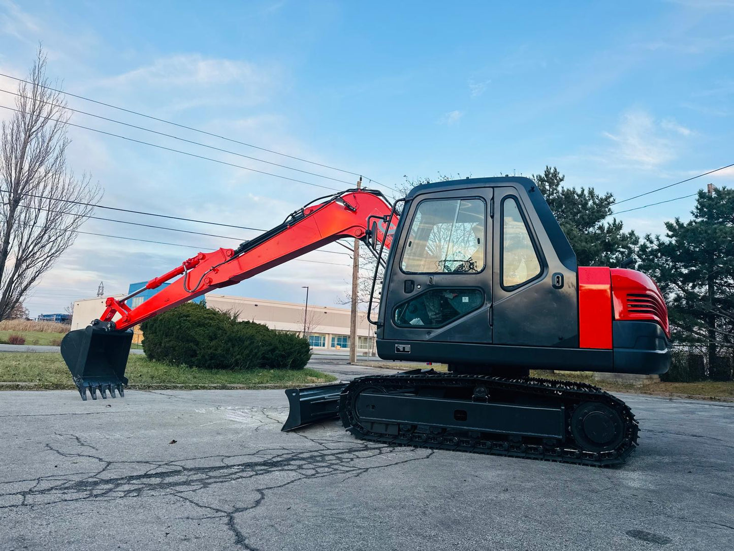 Excavator 8 Ton With Yanmar Engine, Hydraulic Thumb, AC/Heat (EX-8Y)