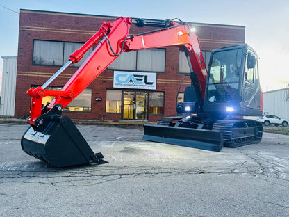 Excavator 8 Ton With Yanmar Engine, Hydraulic Thumb, AC/Heat (EX-8Y)