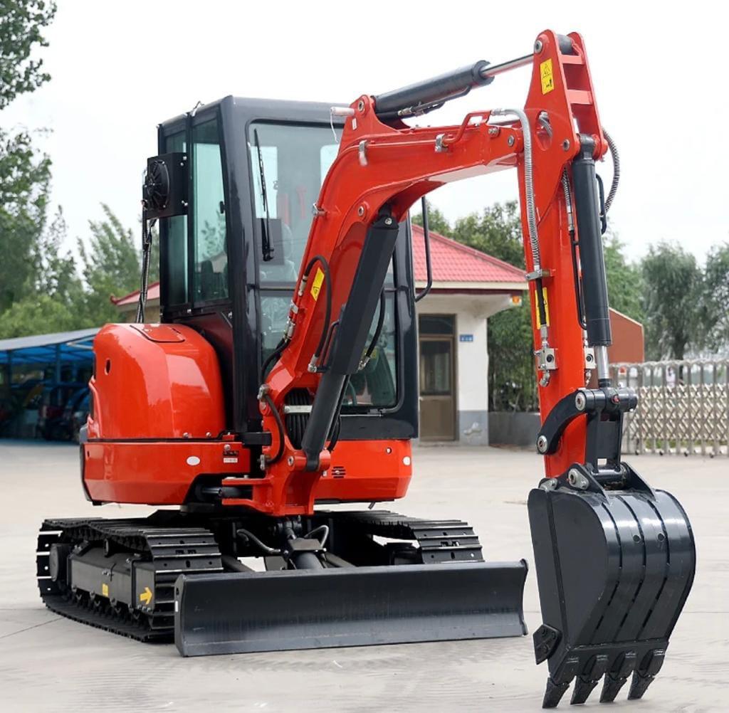 Zero Turn Excavator 3.5 Ton With Swing Boom, AC and Hydraulic Thumb (EX35ZT)