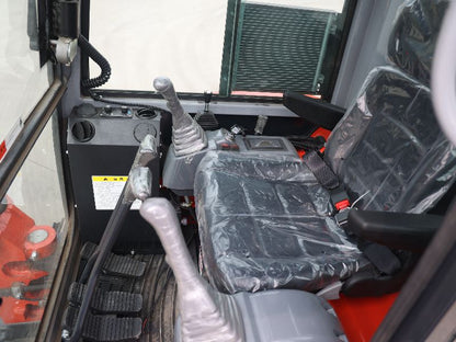 Zero Turn Excavator 3.5 Ton With Swing Boom, AC and Hydraulic Thumb (EX35ZT)
