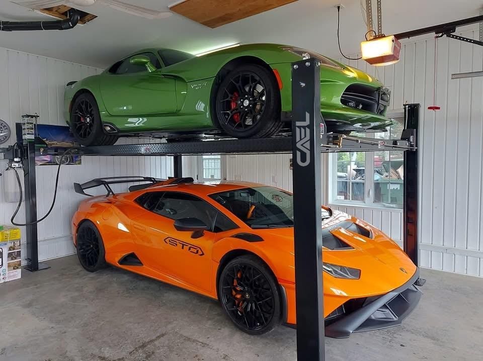 Four-Post Car Parking Lift (9000LBS)