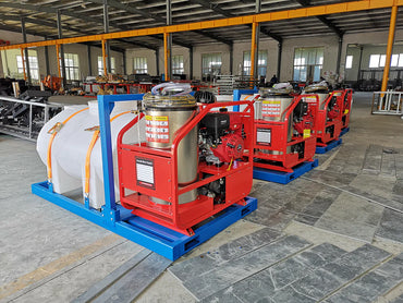 Hot Pressure Washer with Water Tank