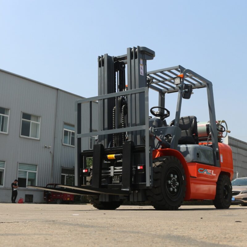 CAEL Forklift LPG 3 Ton with 3 stage side shift - Image 2