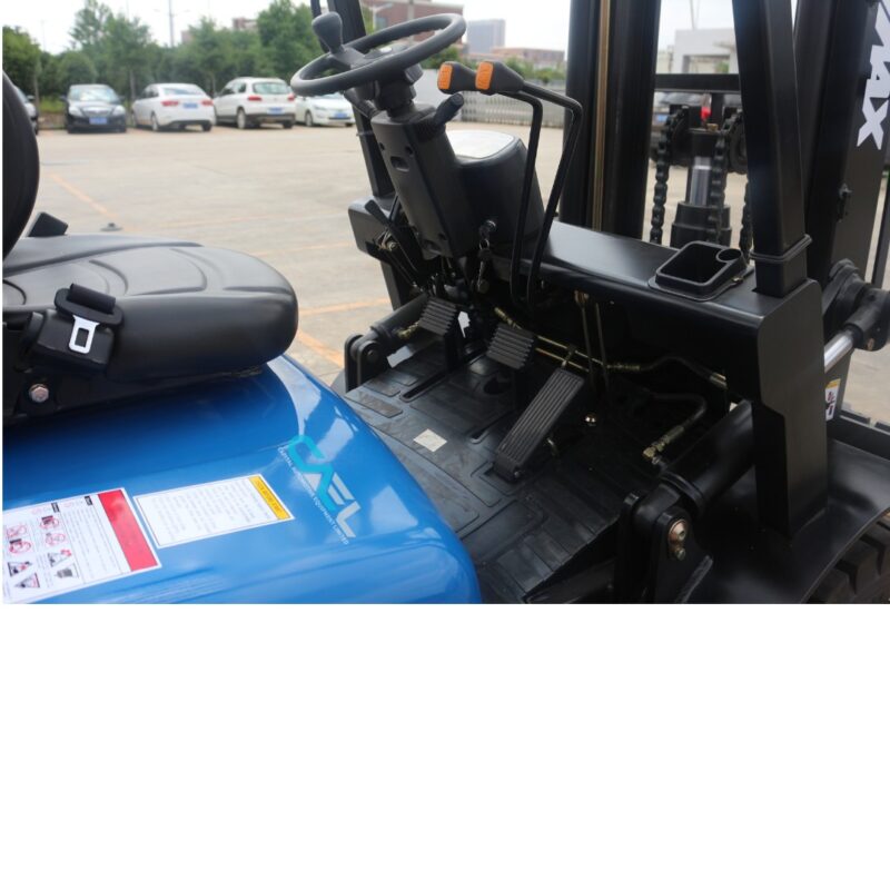 CAEL Forklift LPG 4 ton with 3 stage side shift - Image 5